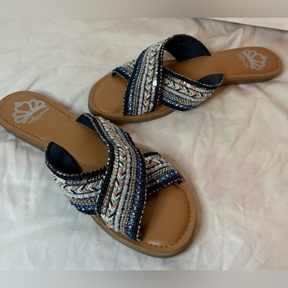 Fergalicious 'Starlit' Navy Beaded Fabric
Casual Slide Sandals Size 7M - Picture 3 of 6